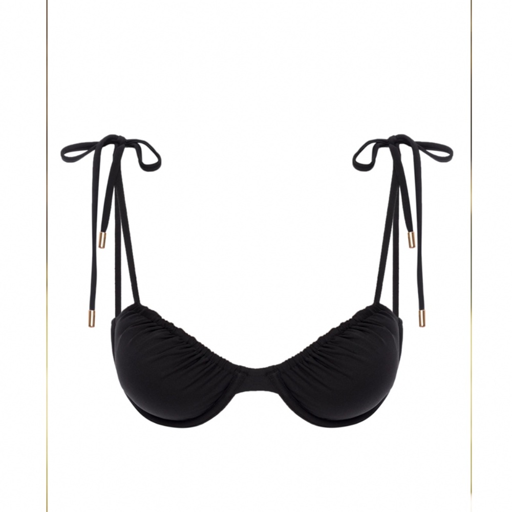 Monday Swimwear Isla Mujeras Bikini Top - Medium